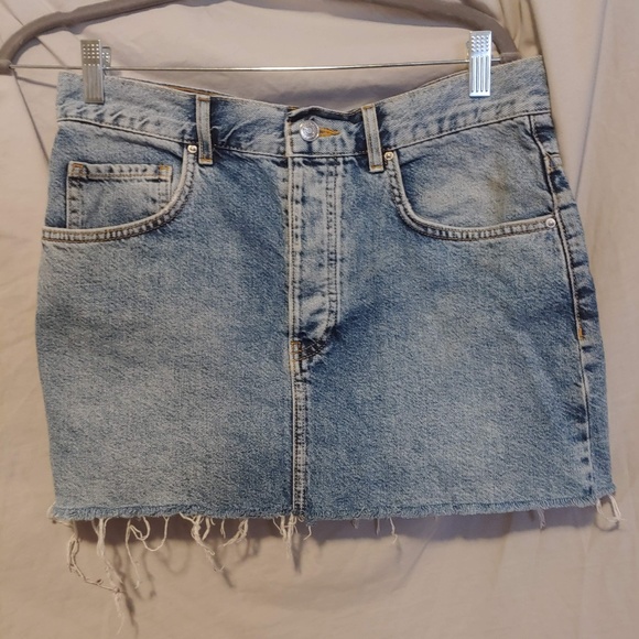 Jean Mini - Picture 1 of 2